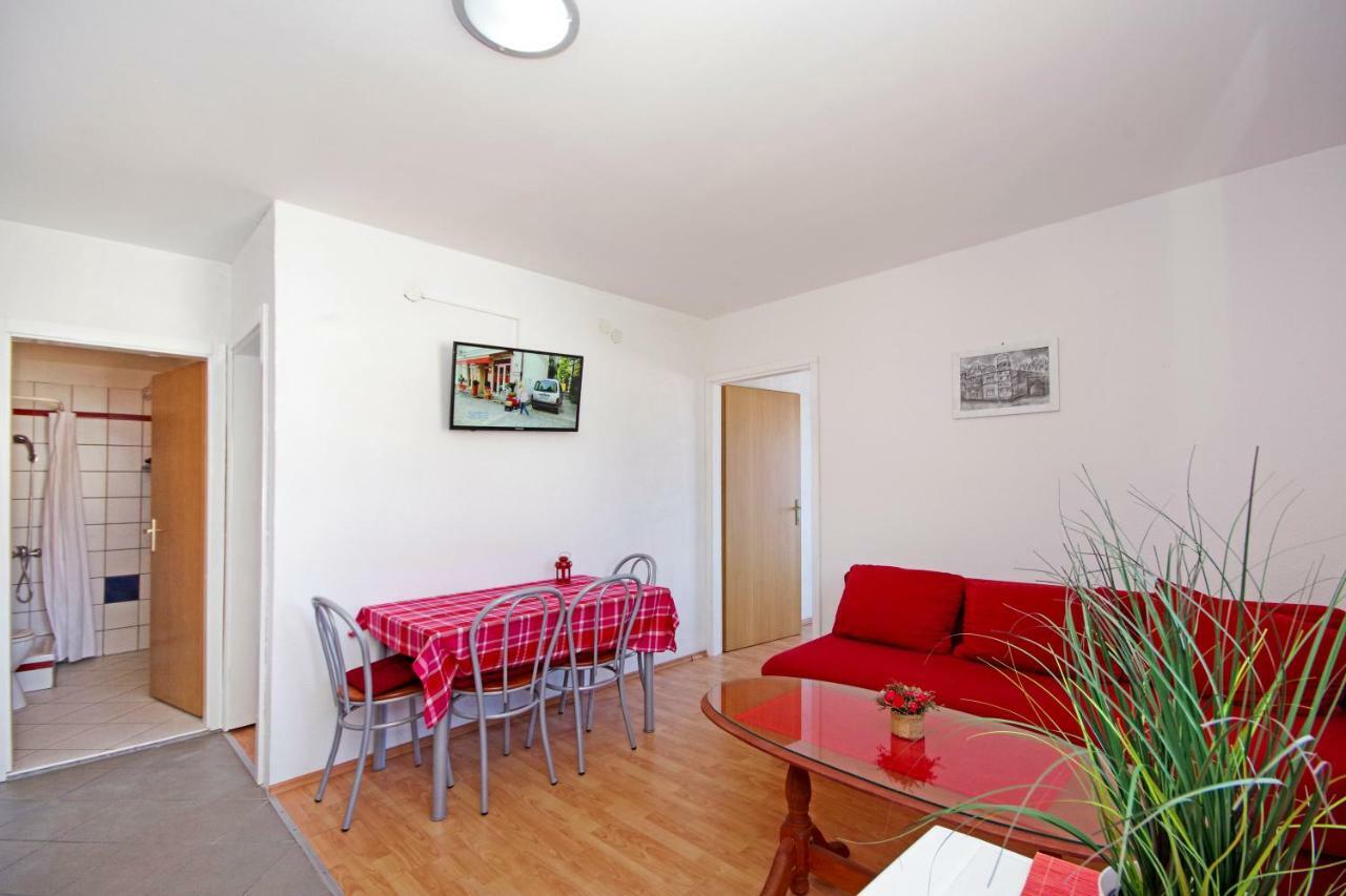 Apartments Solis Makarska Exterior photo